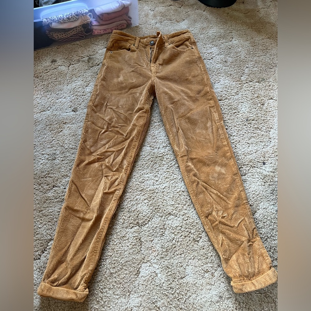 american eagle corduroy mom jeans